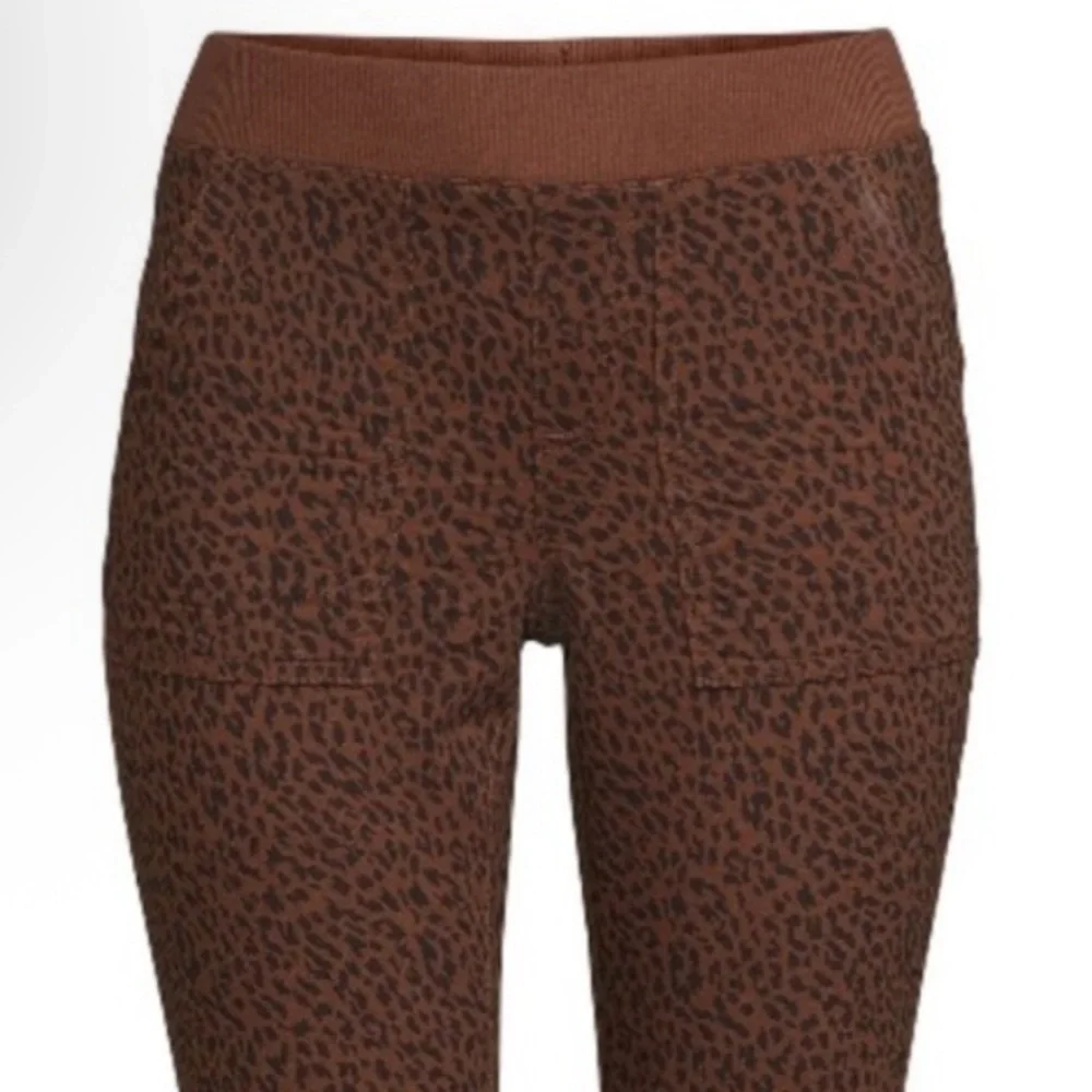 No Boundaries- Brown Leopard Print Leggings (M) NWT